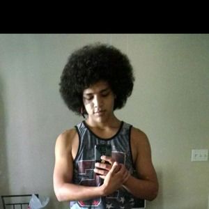 Meet your Posher, Cesar